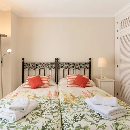 Deluxe With Jacuzzi Apartamento *